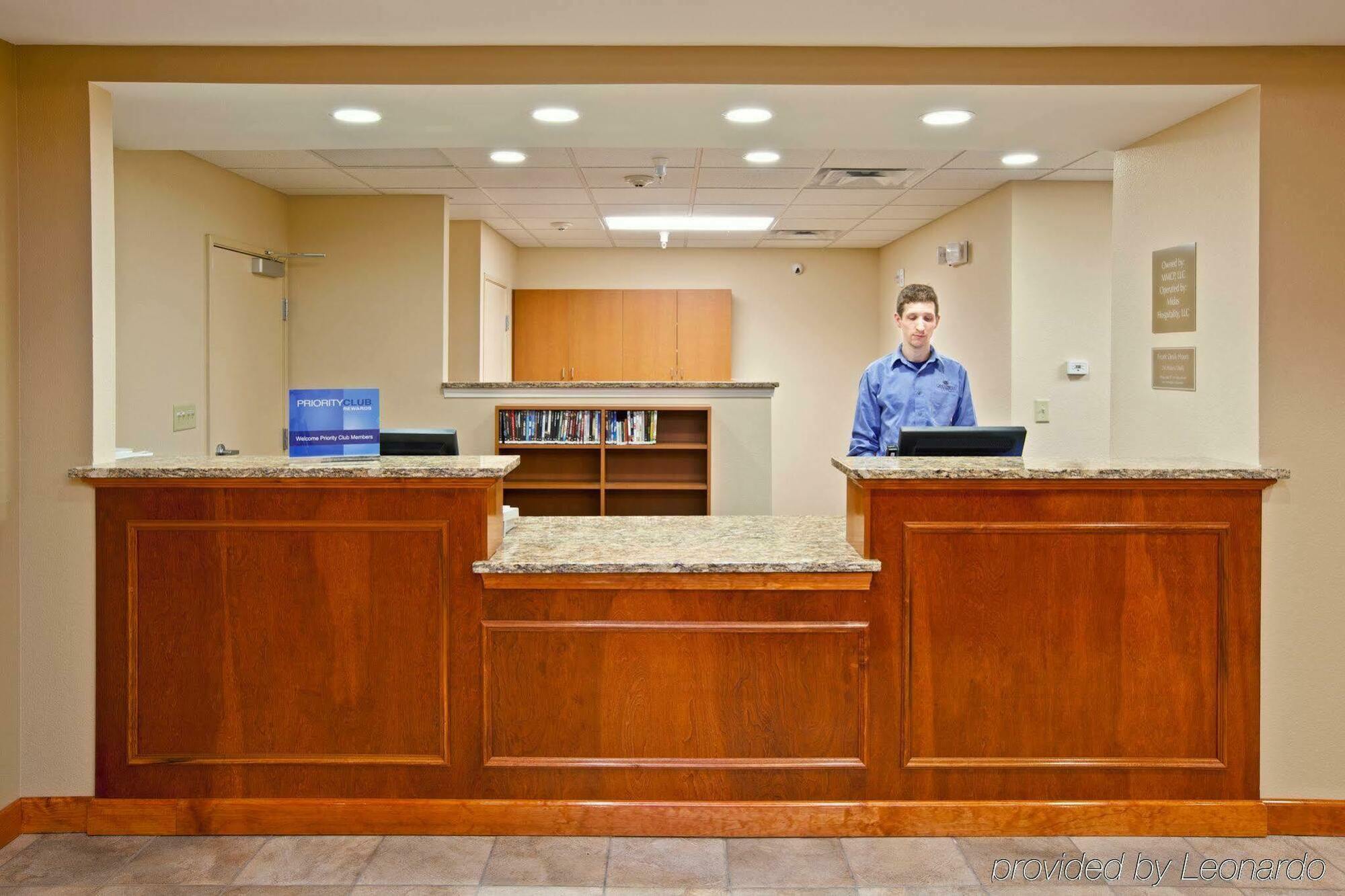 Candlewood Suites Champaign-Urbana University Area By Ihg Exterior photo